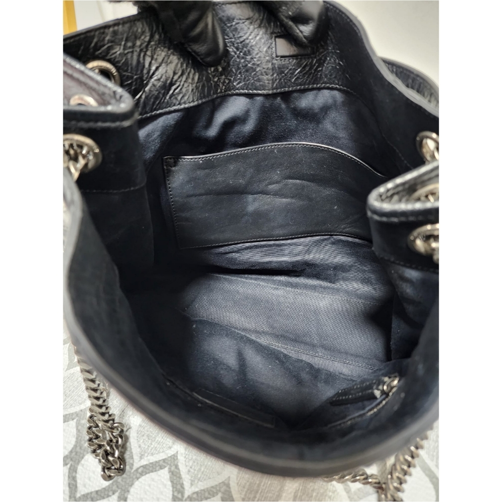 Saint Laurent Crinkled Calfskin Matelasse Monogram Large Niki Shopper Tote Black - Picture 15 of 15